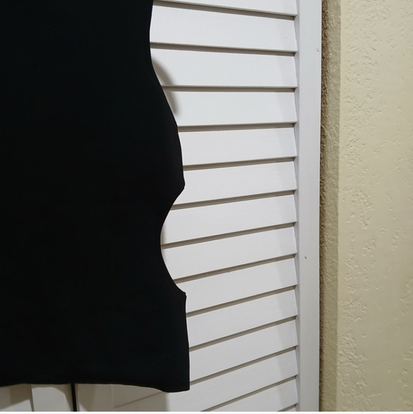 Nina Ricci Black Fitted Tank Top - Picture 4 of 6